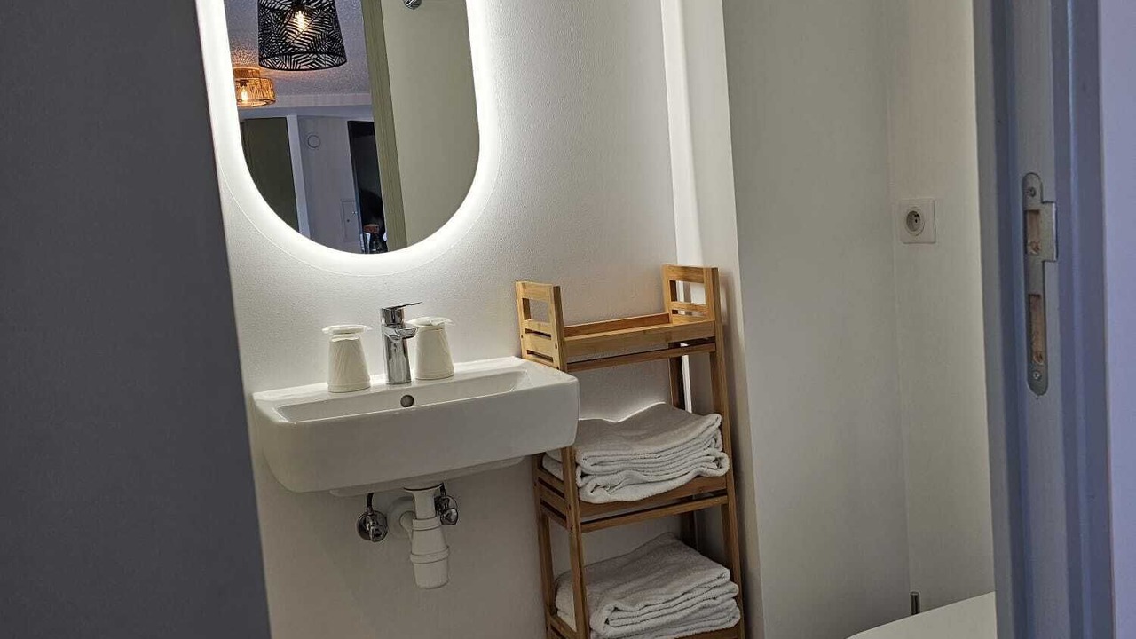 Photo of Bathroom in Saint-Germain-les-Corbeil