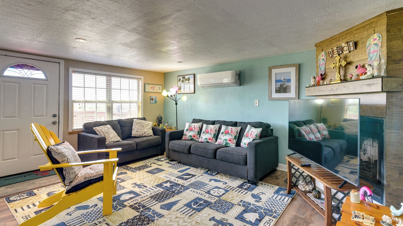 Photo of Bedroom in Crystal Beach