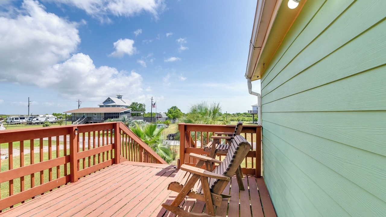 Photo of Patio Balcony in Crystal Beach