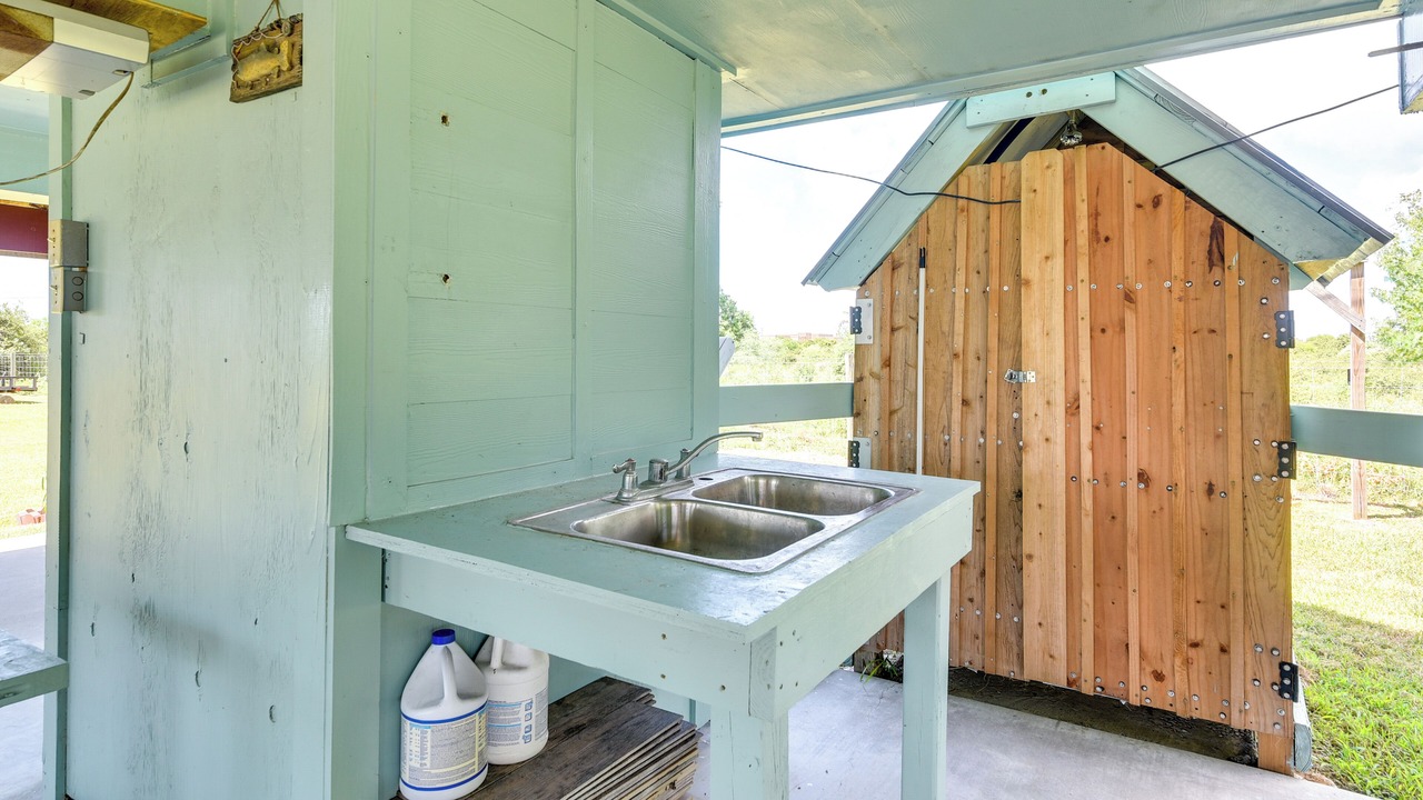 Photo of Bathroom in Crystal Beach