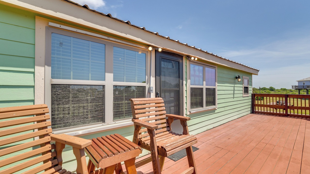 Photo of Patio Balcony in Crystal Beach