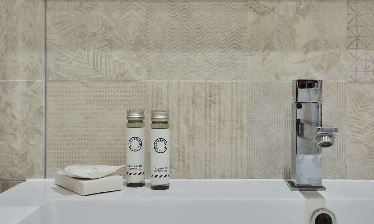 Photo of Bathroom in Batignolles