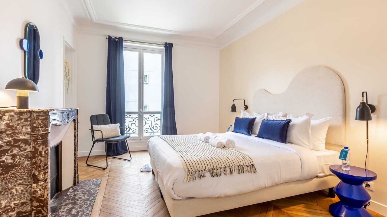 Photo of Bedroom in Faubourg-du-Roule