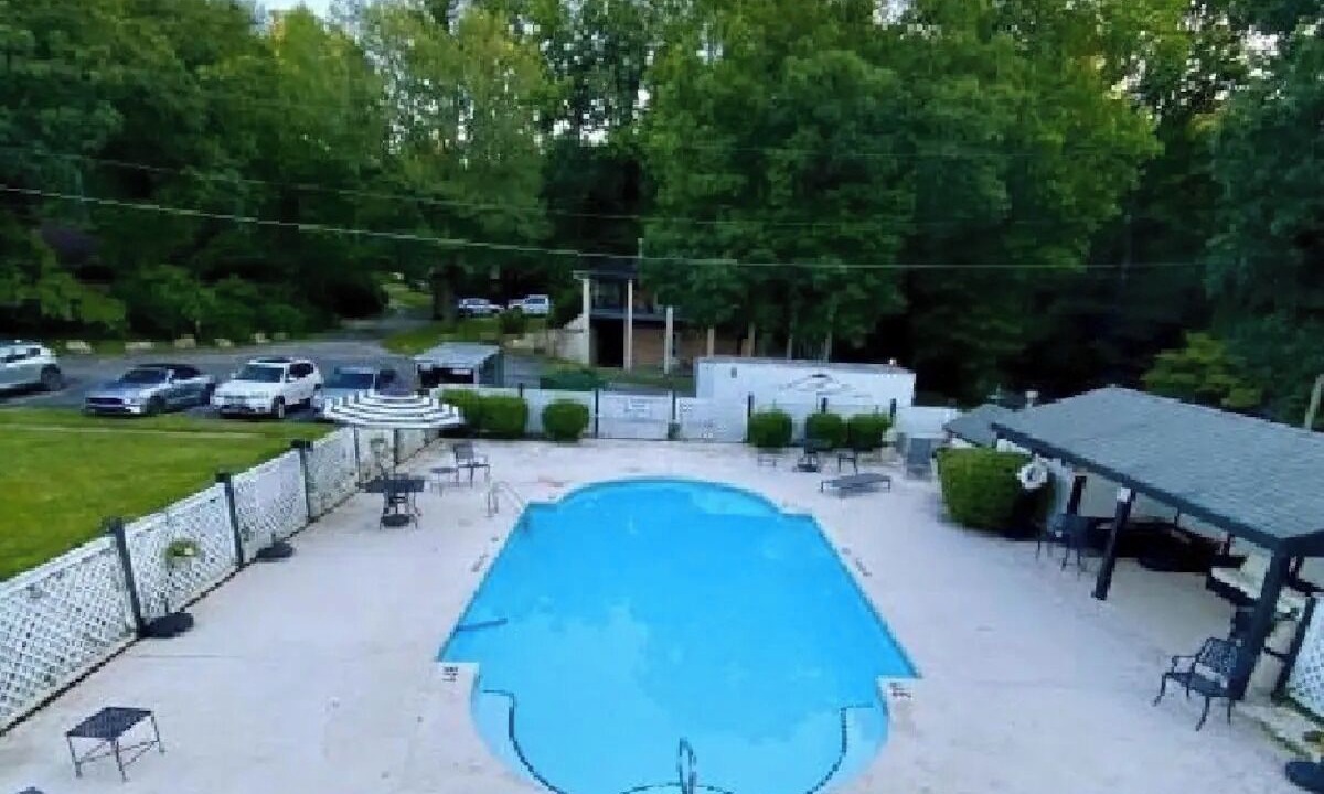 Photo of Outdoor in East Flat Rock