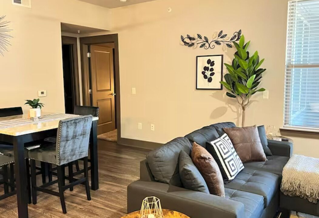 Photo of Livingroom in Memorial