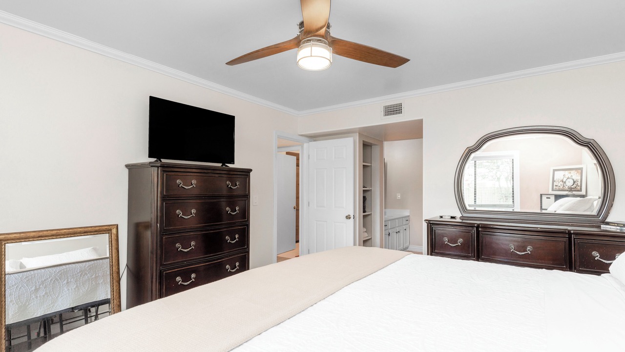 Photo of Bedroom in Niceville