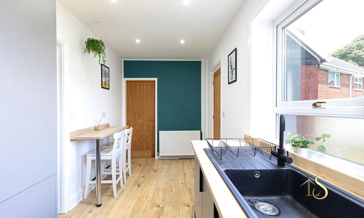 Photo of Kitchen in Esh