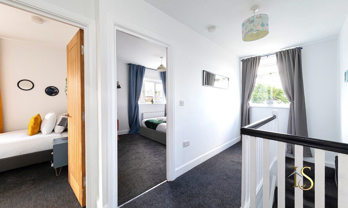 Photo of Bedroom in Esh