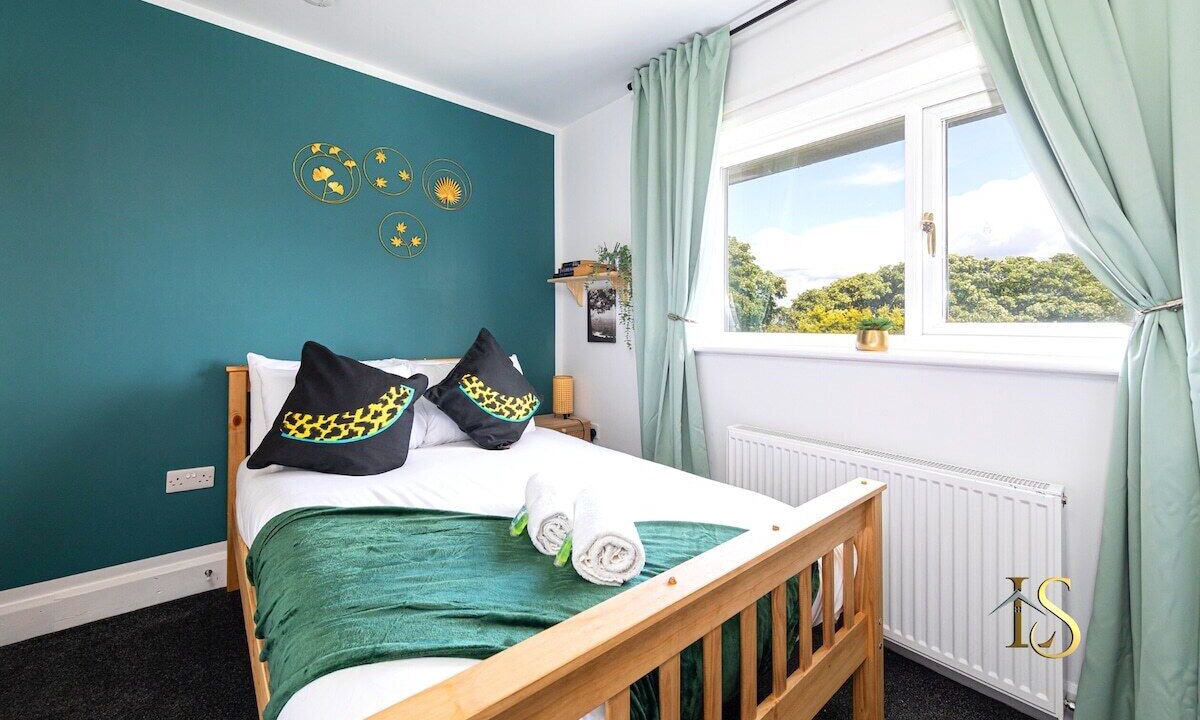 Photo of Bedroom in Esh