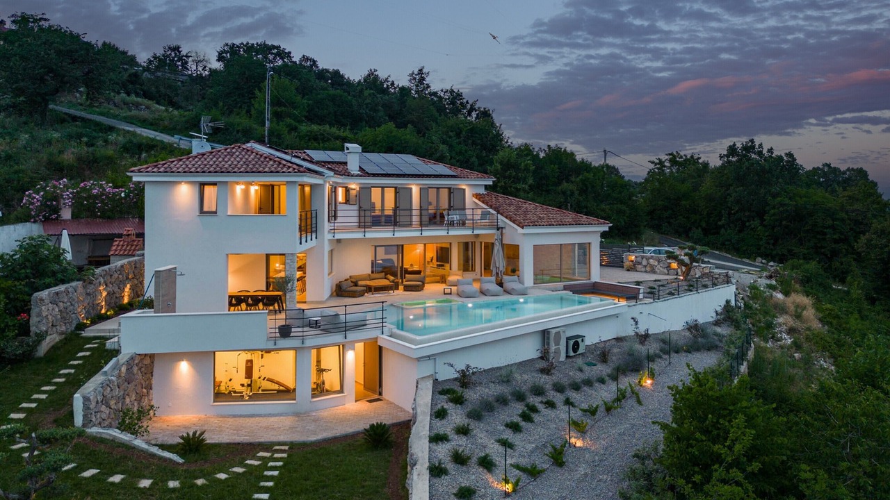Photo of Outdoor in Bregi