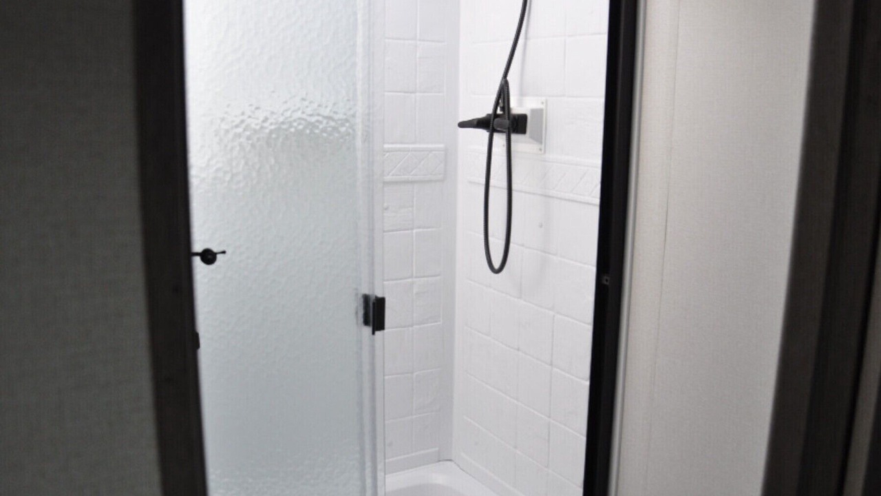 Photo of Bathroom in Earlsboro