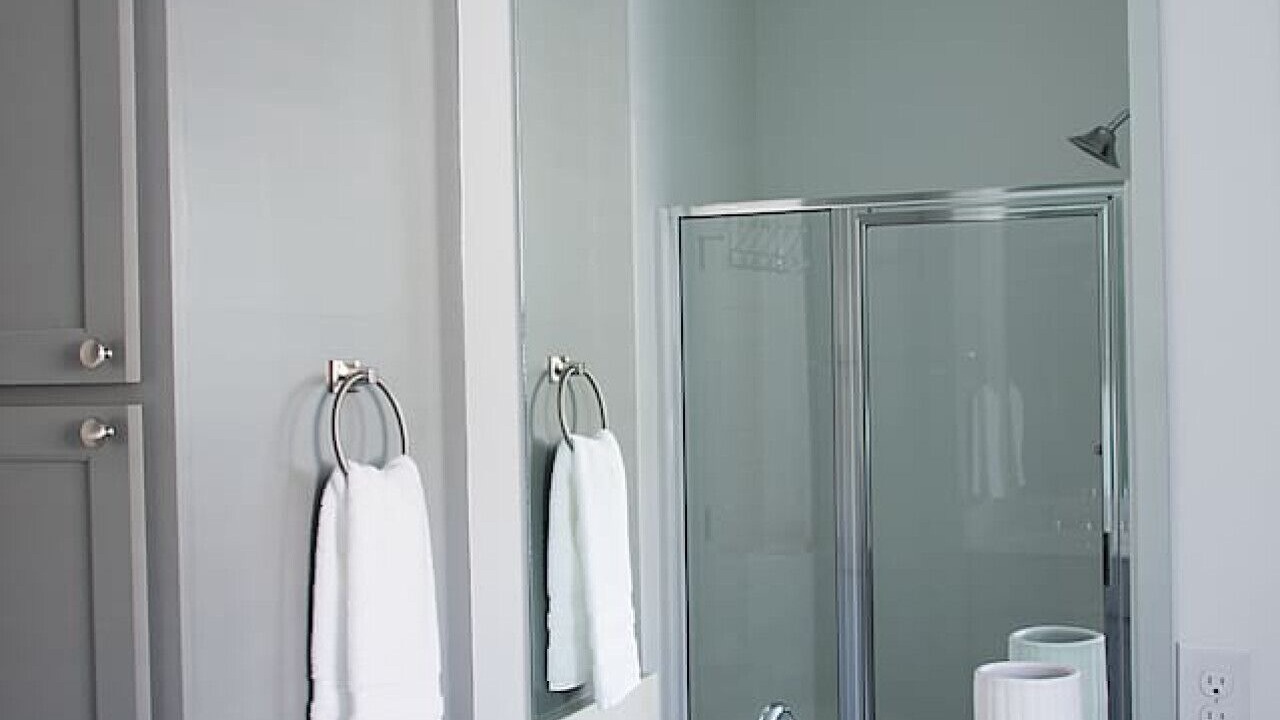 Photo of Bathroom in Highlands - Perkins