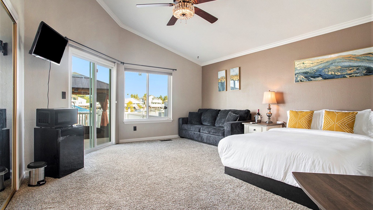 Photo of Bedroom in Discovery Bay