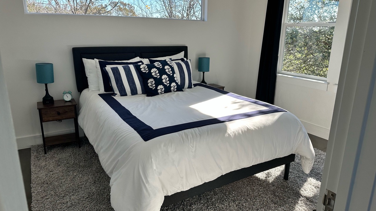 Photo of Bedroom in MLK