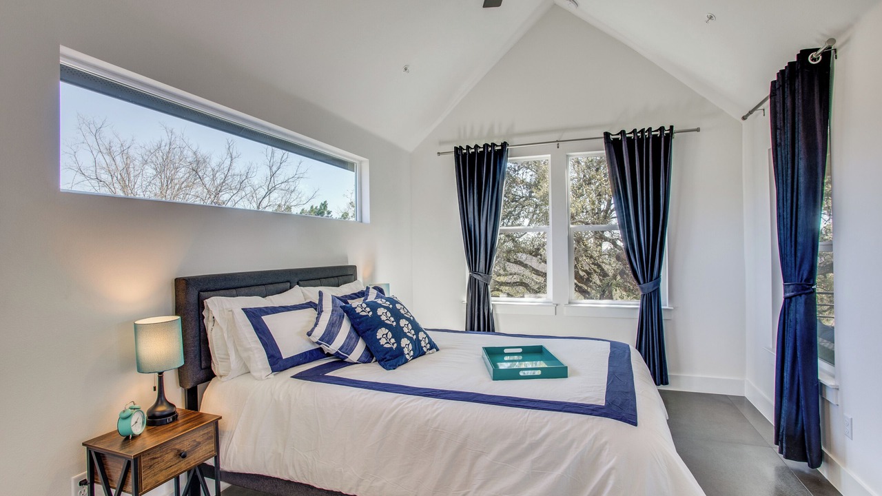 Photo of Bedroom in MLK