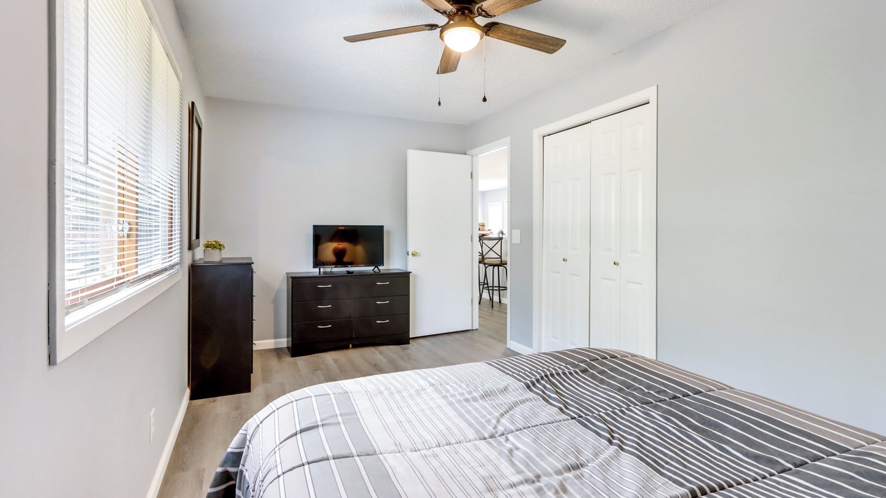 Photo of Bedroom in Roach