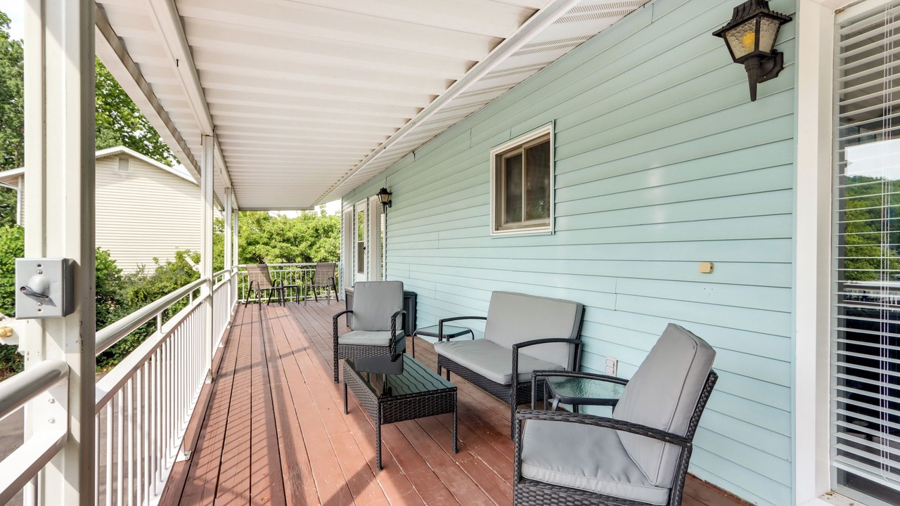 Photo of Patio Balcony in Roach