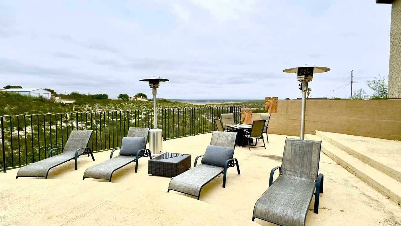 Photo of Patio Balcony in Amistad National Recreational Area