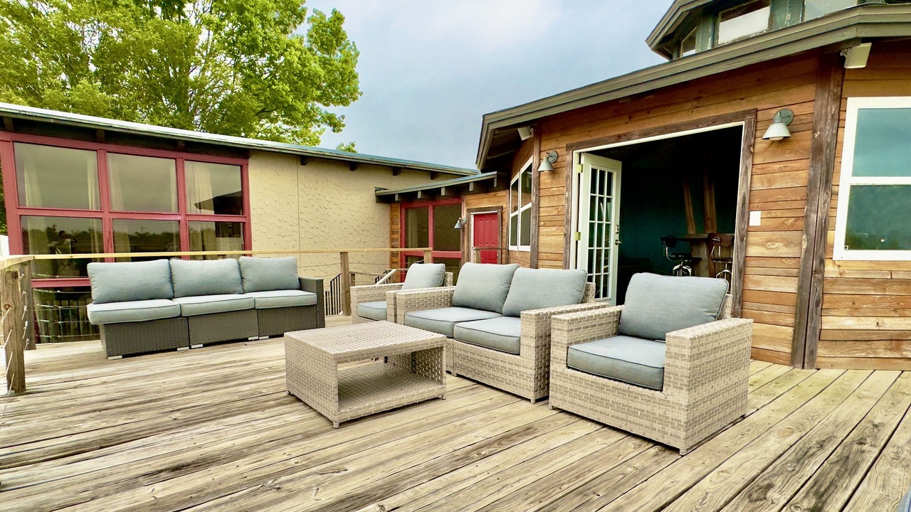 Photo of Patio Balcony in Amistad National Recreational Area