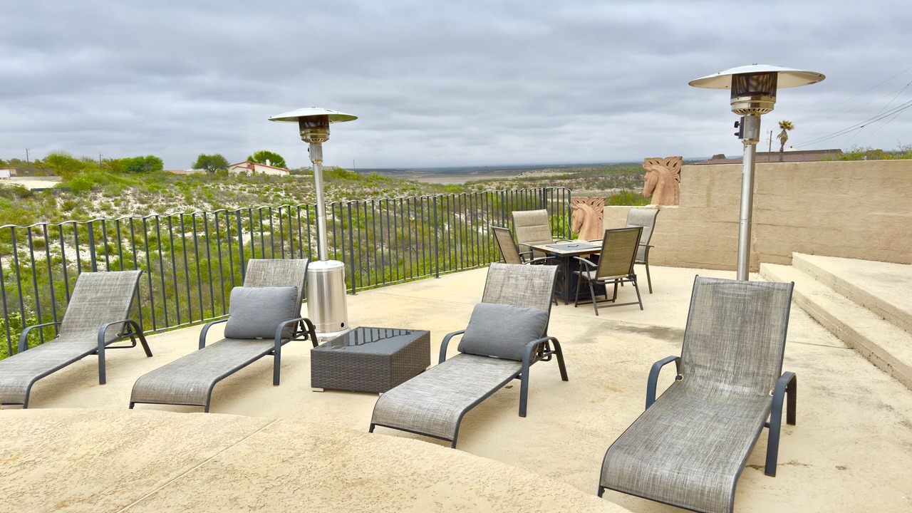 Photo of Patio Balcony in Amistad National Recreational Area