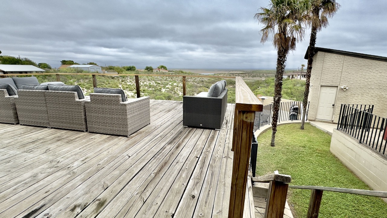 Photo of Patio Balcony in Amistad National Recreational Area