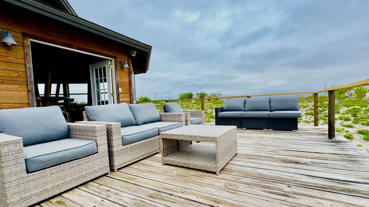Photo of Patio Balcony in Amistad National Recreational Area