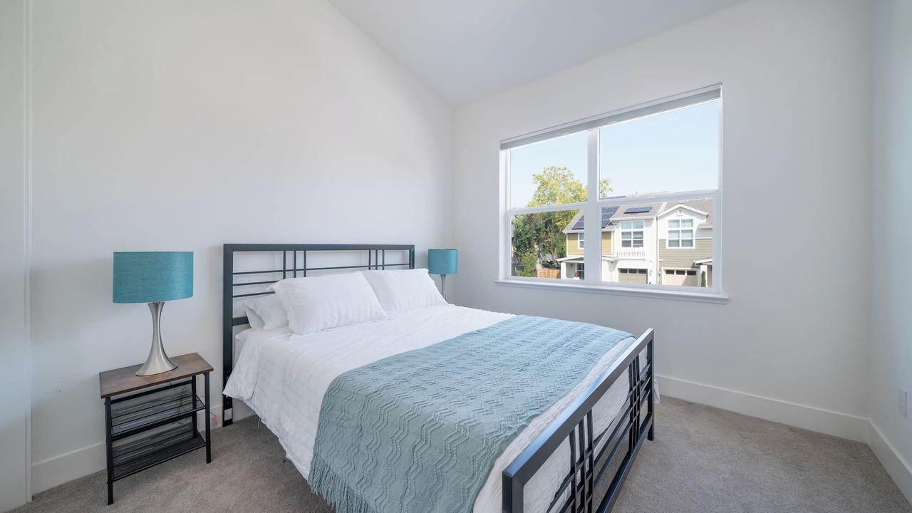 Photo of Bedroom in Santa Rosa