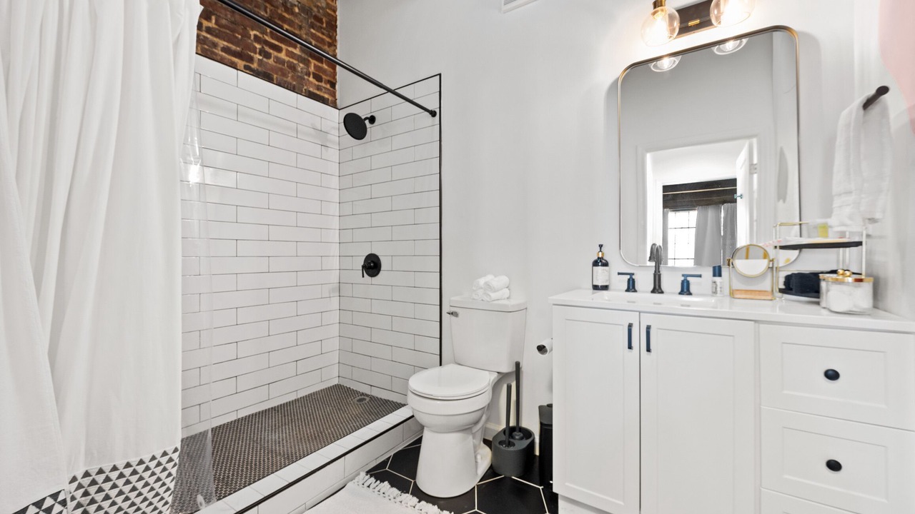 Photo of Bathroom in Central City