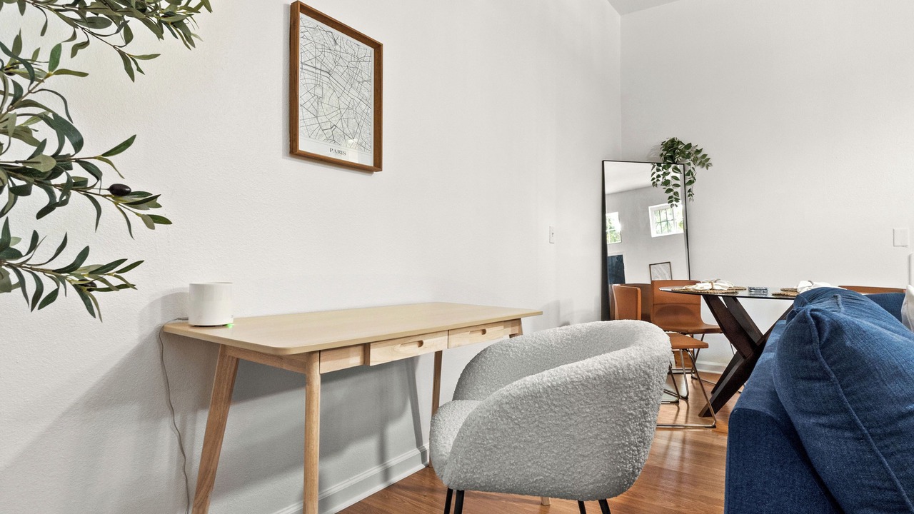 Photo of Others in Downtown Oakland