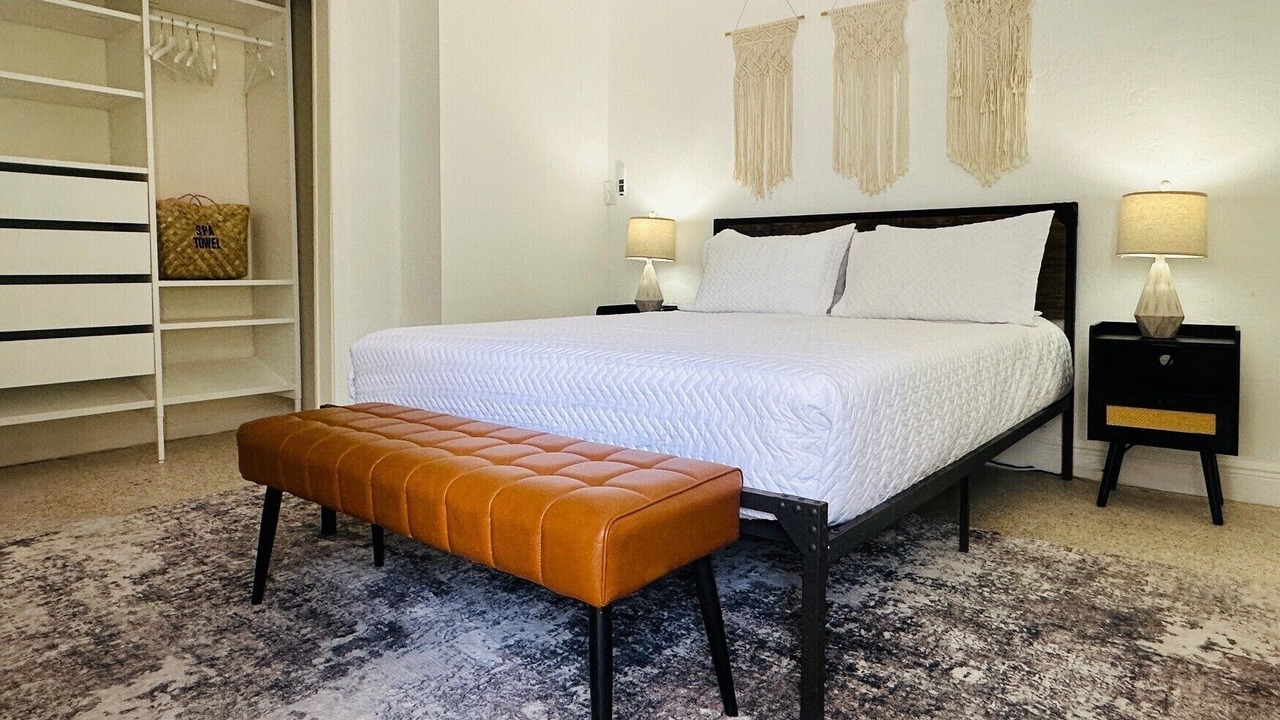 Photo of Bedroom in Wilton Manors