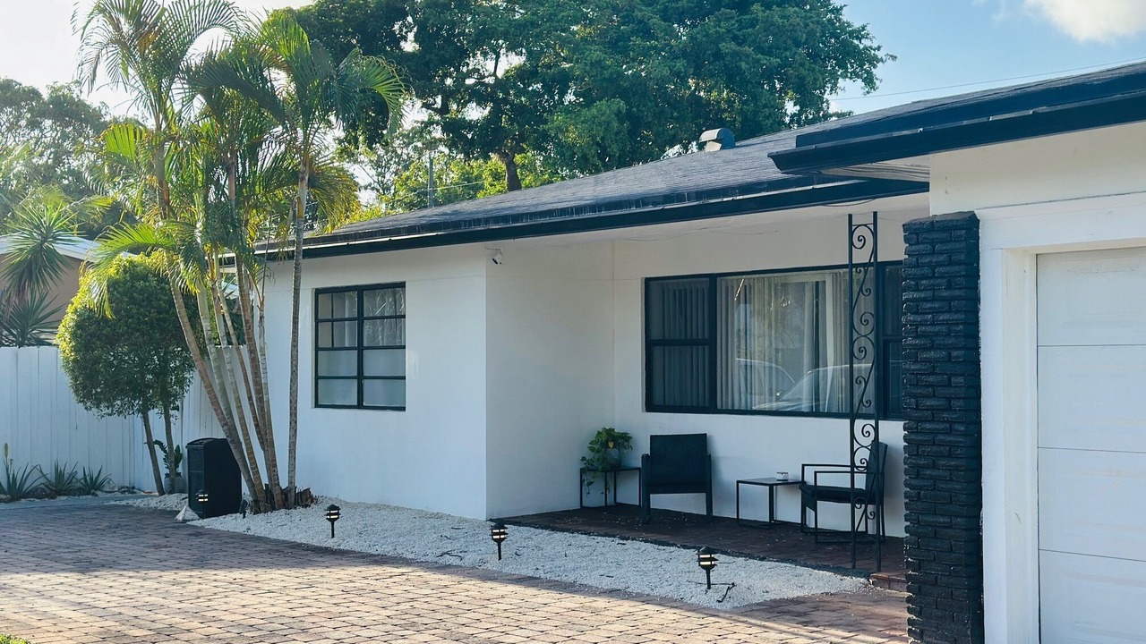 Photo of Outdoor in Wilton Manors