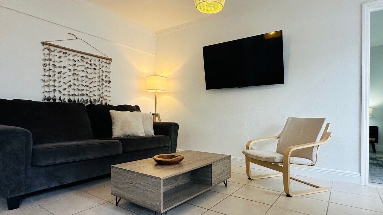 Photo of Livingroom in Wilton Manors