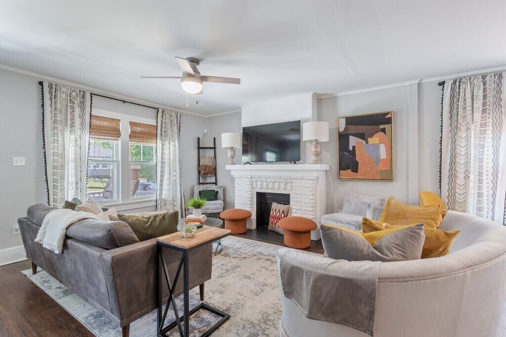 Photo of Livingroom in Tulsa