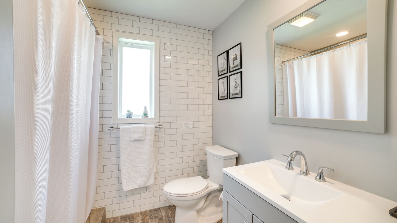 Photo of Bathroom in Natrona Heights
