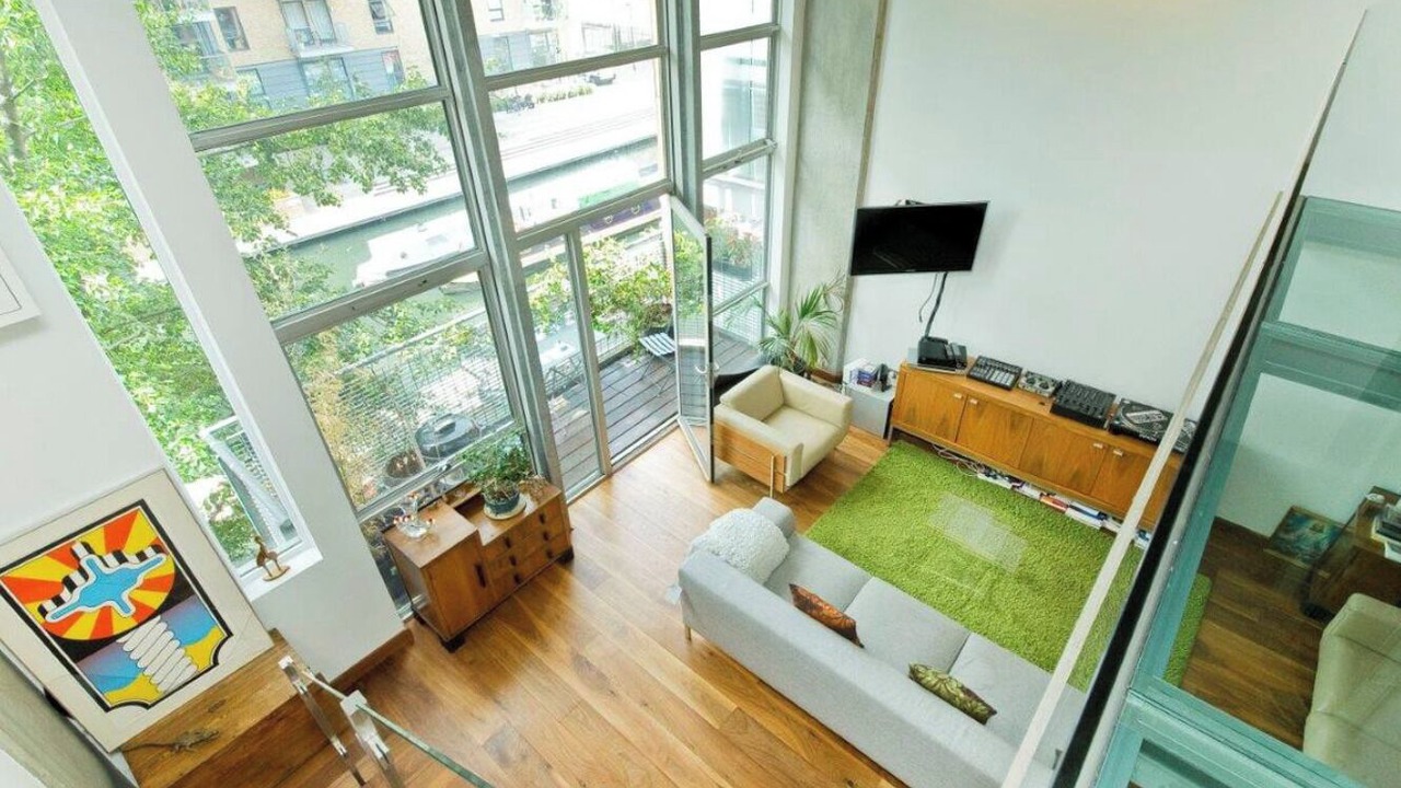 Photo of Livingroom in Hackney