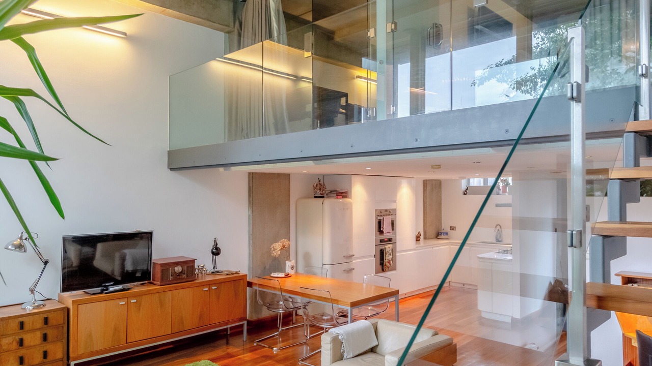 Photo of Others in Hackney