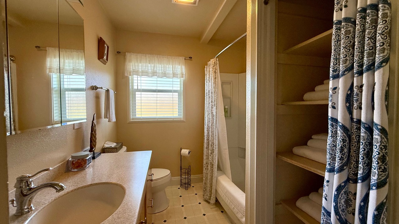 Photo of Bathroom in Orick