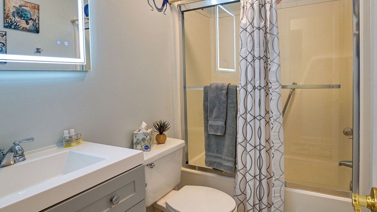 Photo of Bathroom in Long Bay Estates