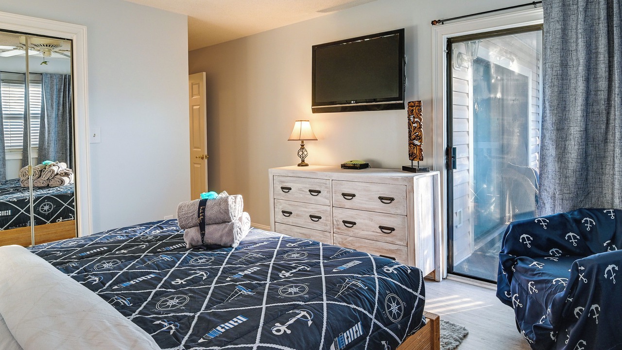 Photo of Bedroom in Long Bay Estates