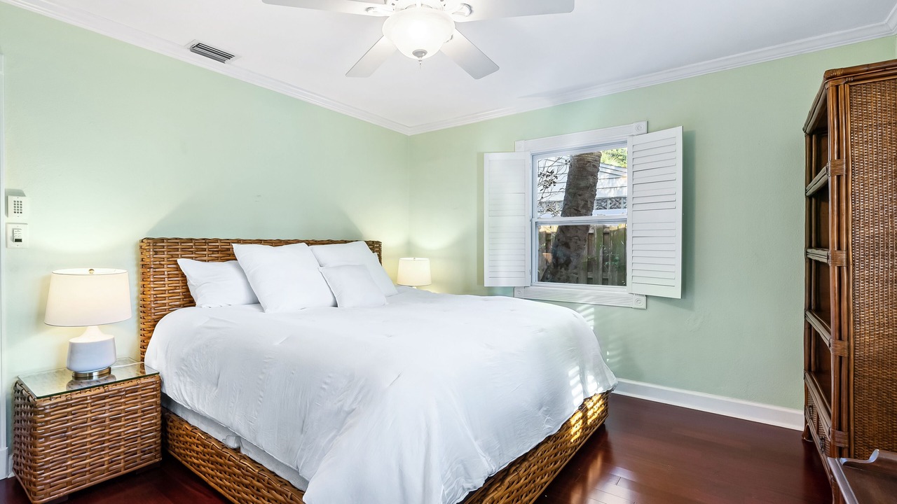 Photo of Bedroom in Arlington Park