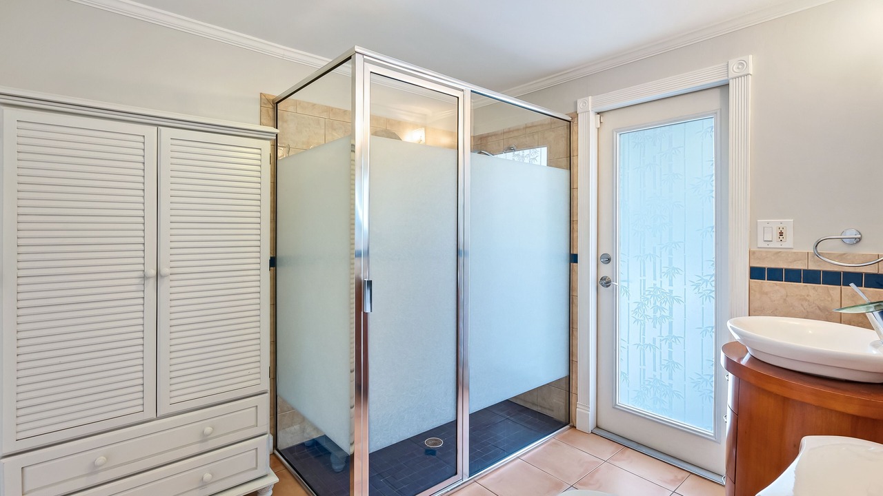 Photo of Bathroom in Arlington Park