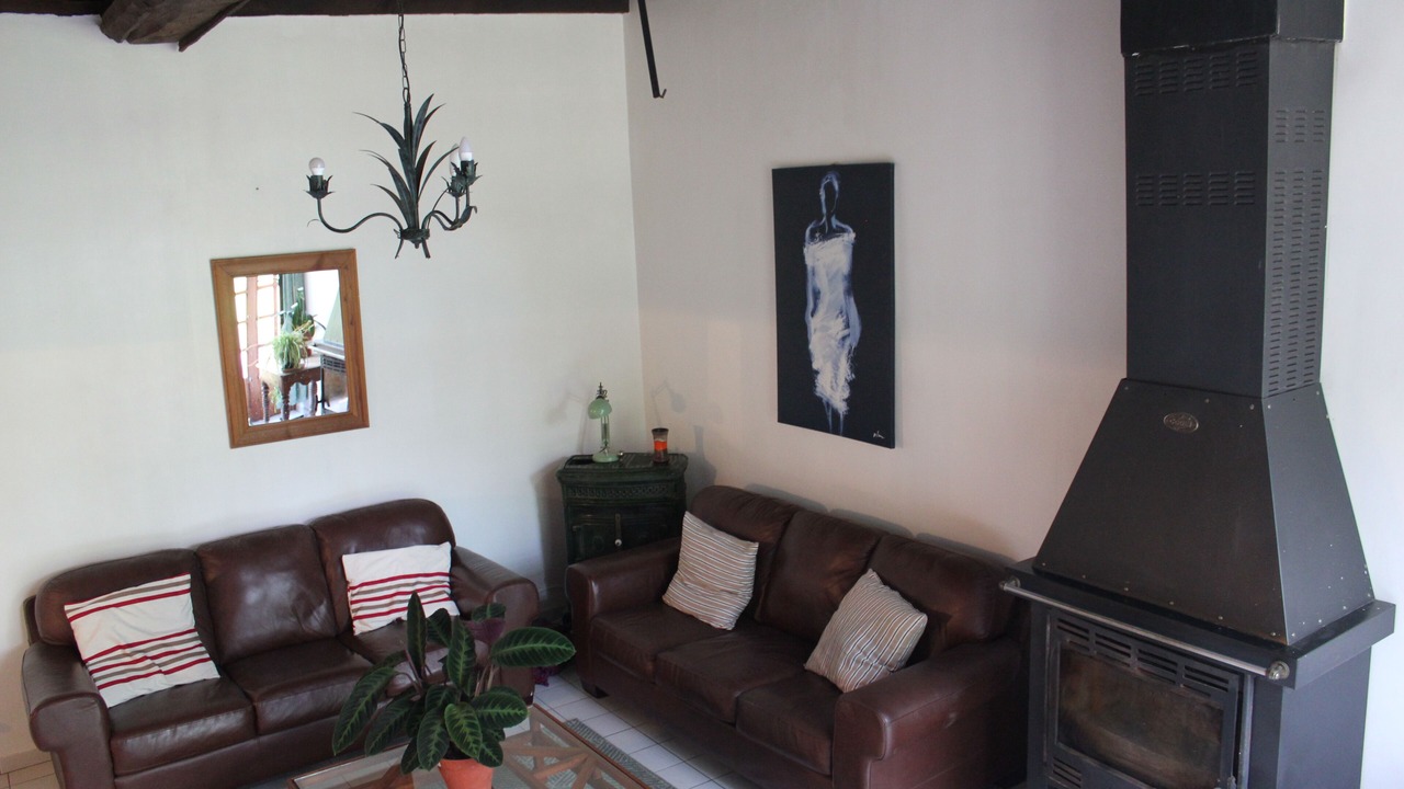 Photo of Livingroom in Les Loges-Marchis