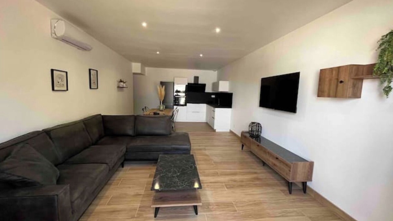 Photo of Livingroom in Meze