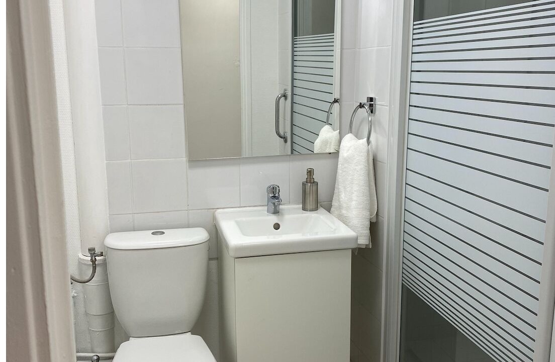 Photo of Bathroom in Dammartin-en-Goele