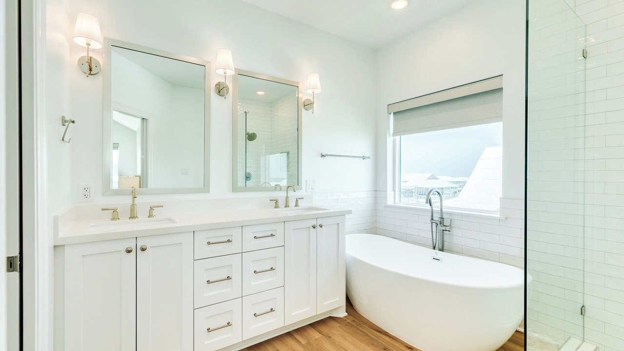 Photo of Bathroom in Beachside Village