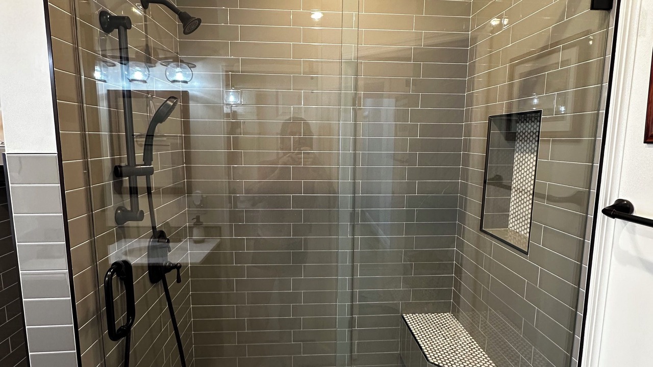 Photo of Bathroom in Cross Key Waterways