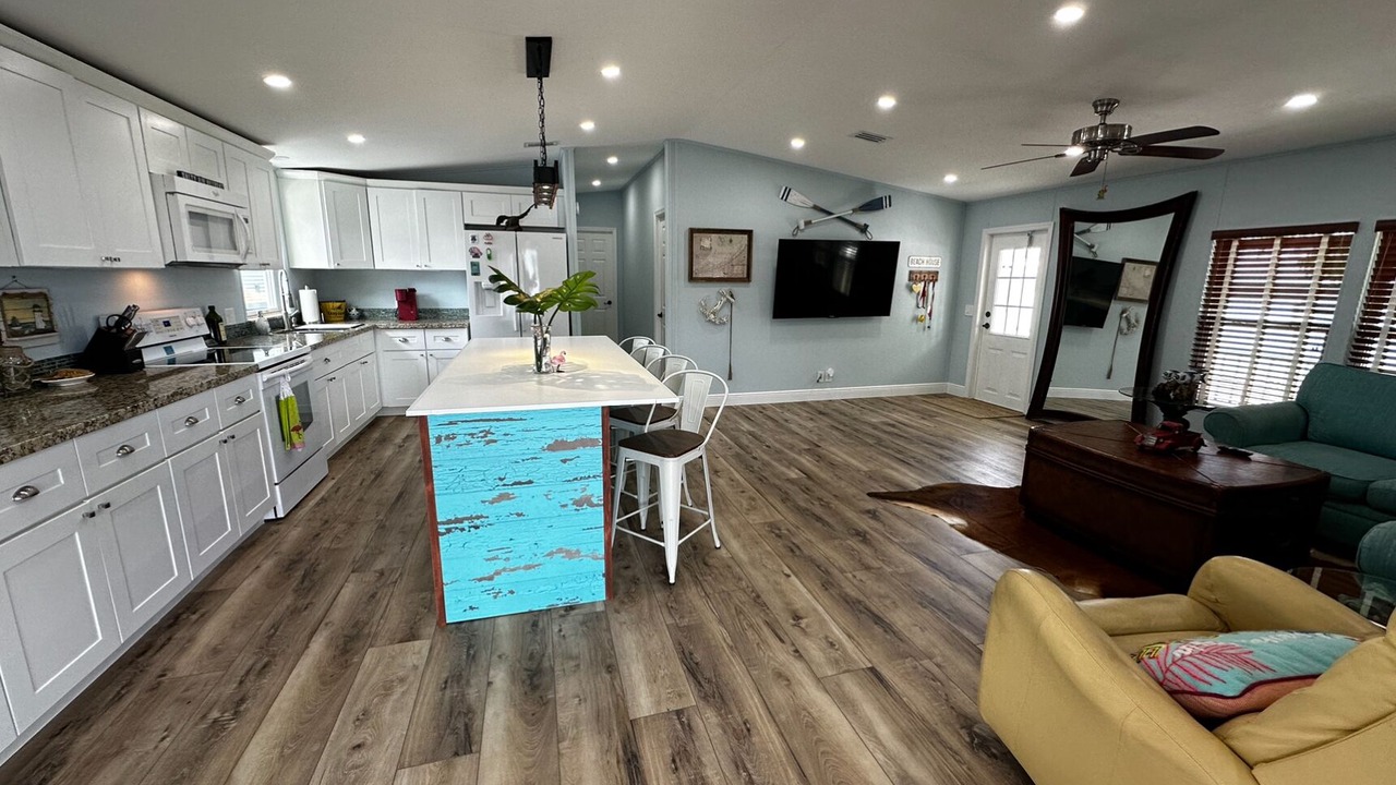 Photo of Livingroom in Cross Key Waterways