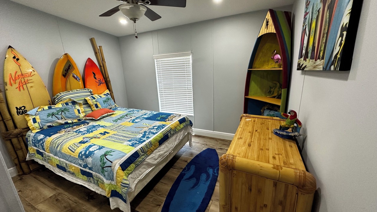 Photo of Bedroom in Cross Key Waterways