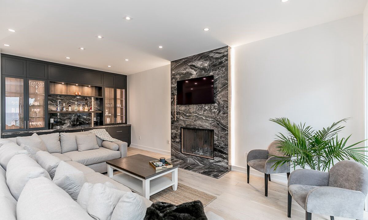 Photo of Livingroom in Innisfil