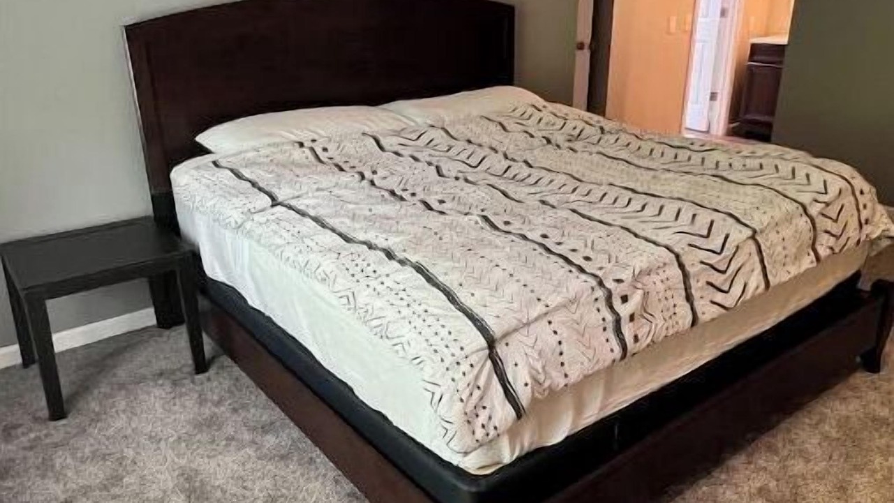 Photo of Bedroom in Bay City